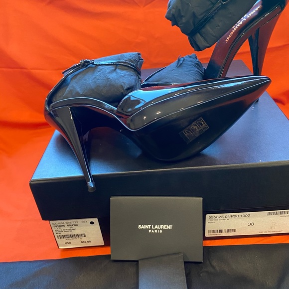 Only worn once Black Saint Laurent Zizi Patent Pumps - Picture 4 of 6